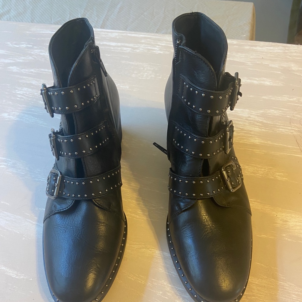 Paul Greene black studded ankle boot size 5 Excellent condition